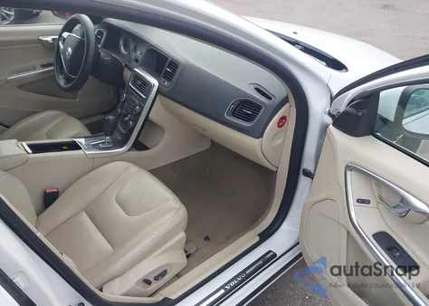 2012 Volvo S60 T5 из США, поврежденный, VIN YV1622FS7C2142955